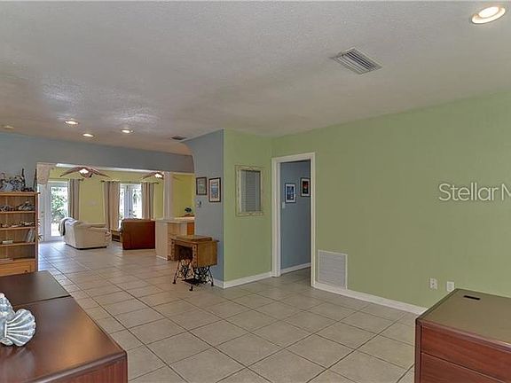 2nd image of 3623 S Gardenia Ave