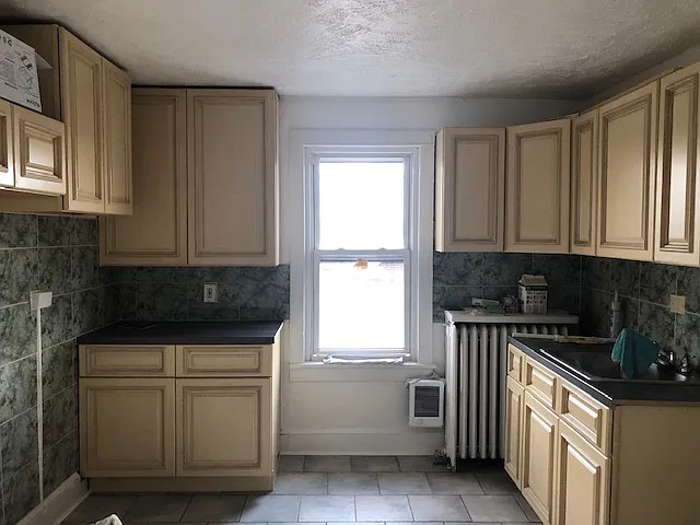 1165 Birch St — Photo 4