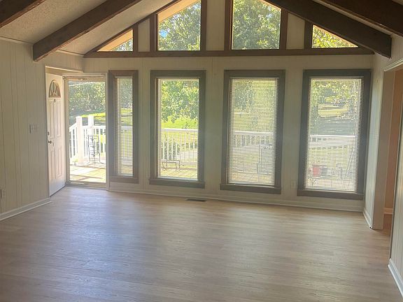 5th image of 6331 Dogwood Ln
