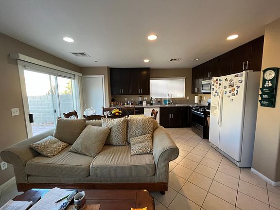 5th image of 5632 Heinrick Ct