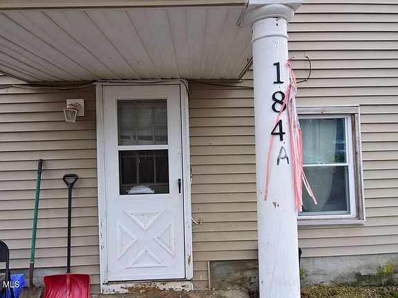 3rd image of 460 Cold Spring Road