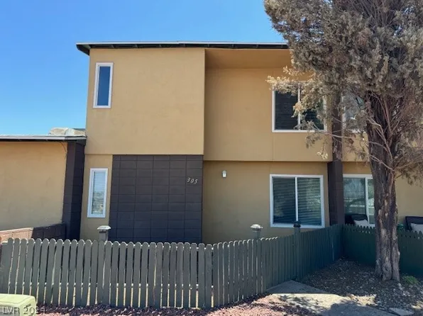 305 E Van Wagenen St #305, Henderson, NV 89015