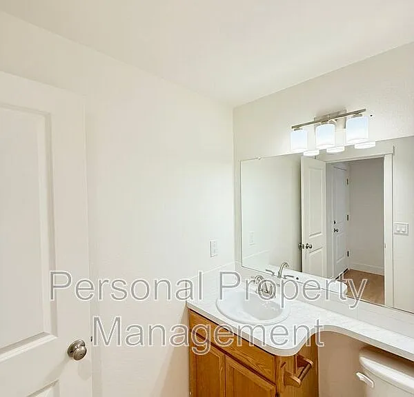 16900 NE 22nd St — Photo 23