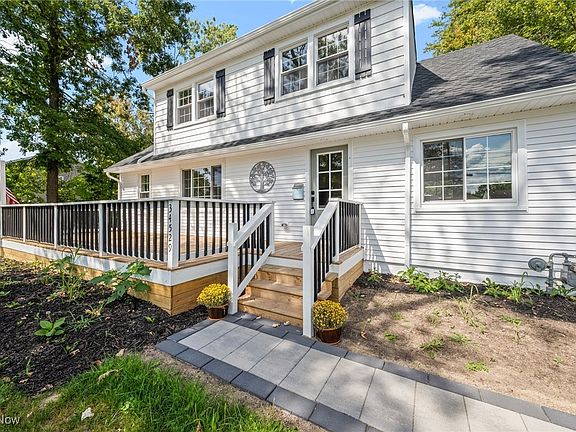 2nd image of 34529 Beachpark Dr