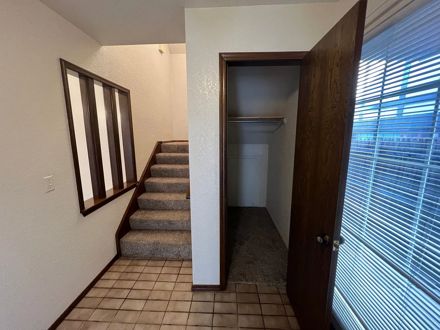 Cozy Townhome in Edgewater! — Photo 3