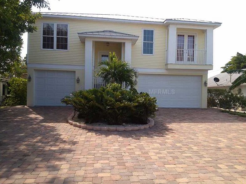 1st image of 323 Bahia Vista Dr