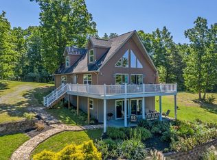 137 Thunder Ridge Rd, Huddleston, VA 24104