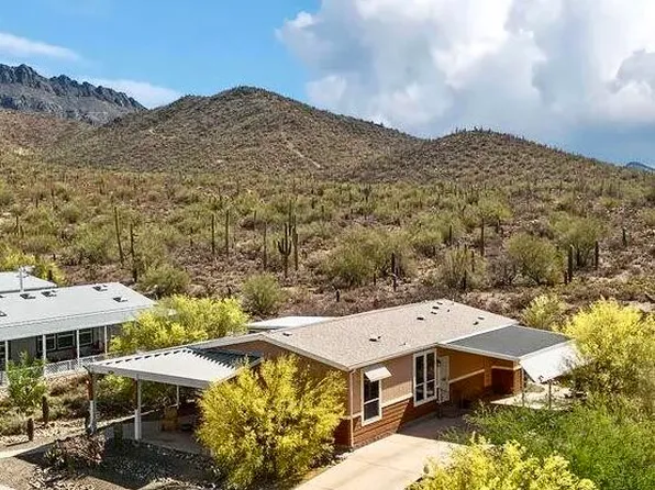 3313 S Spectrum Ave, Tucson, AZ 85735