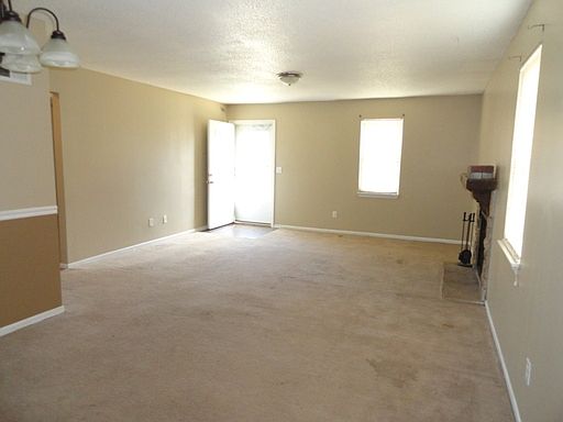 5th image of 10007 NW Lema Dr APT A