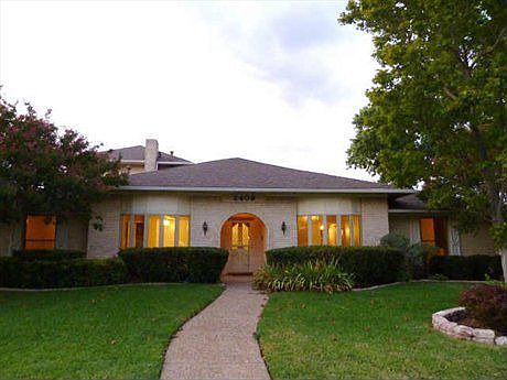 1st image of 2409 Fountain Head Dr