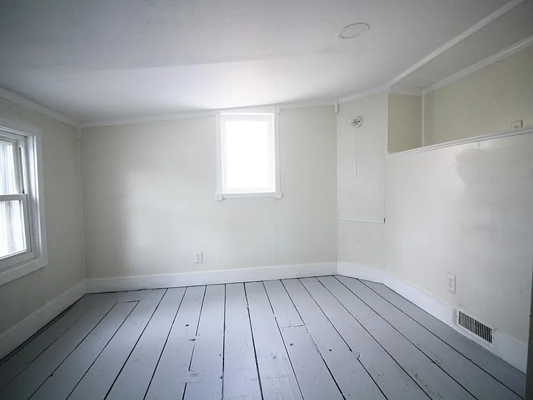 165 W Main St #2 — Photo 12