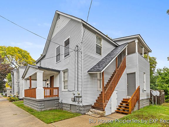 2nd image of 142 Marion Ave SW