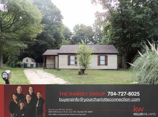 6805 Delta Lake Dr, Charlotte, NC 28215