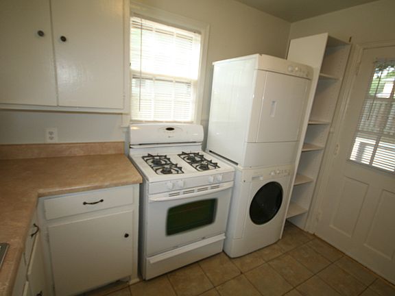 5th image of 1701 Englewood Ave
