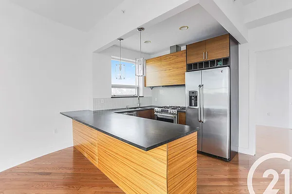 Sold by Century 21 Unique Realty | media 10
