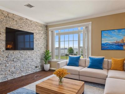 299 Surf Drive #218, Bronx, NY, 10473