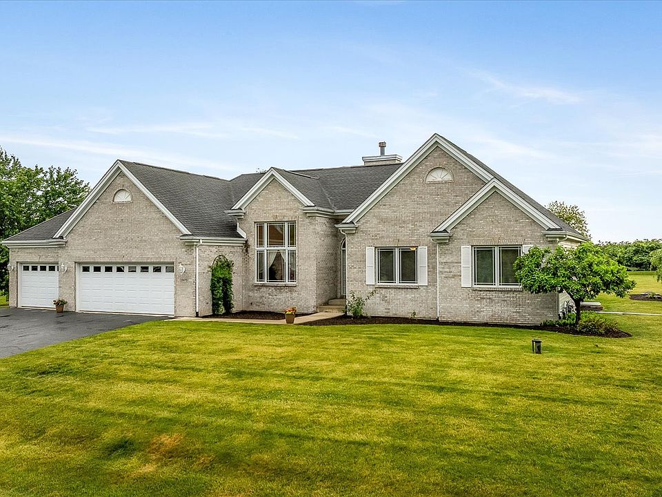 1st image of 12470 Arrowwood Ln