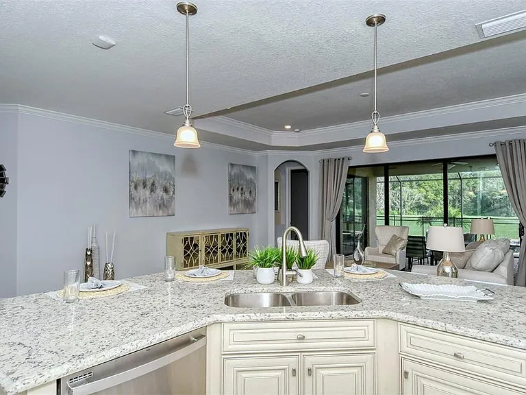 6026 Brandon Run — Photo 33