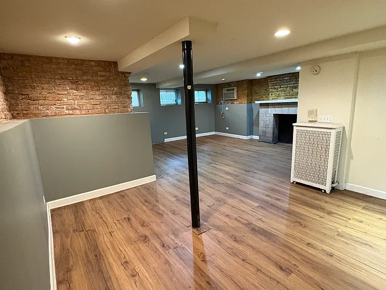 6641 N Ashland Ave #G — Photo 2