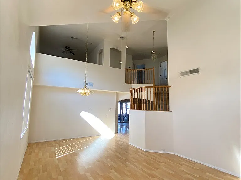 8328 Sea Glen Dr — Photo 10