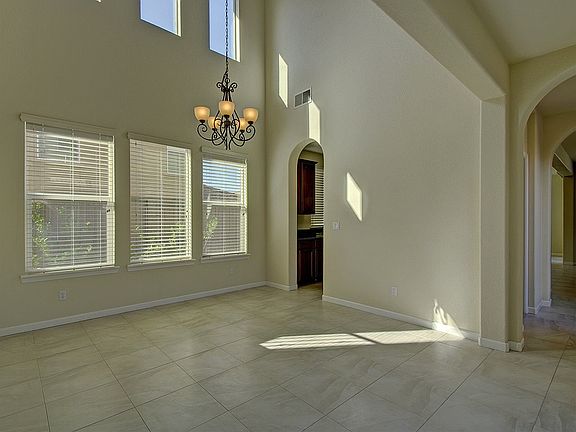 2nd image of 4025 Bothwell Cir