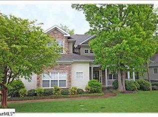 208 Netherland Ln, Simpsonville, SC 29681