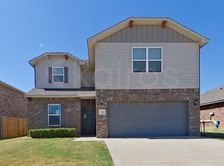 709 Saint James Pl, Newcastle, OK 73065