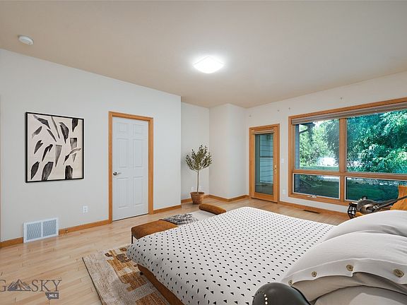 3rd image of 2400 Durston #27