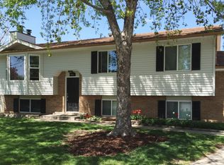 851 E Sandy Gulch Pl, Sandy, UT 84094