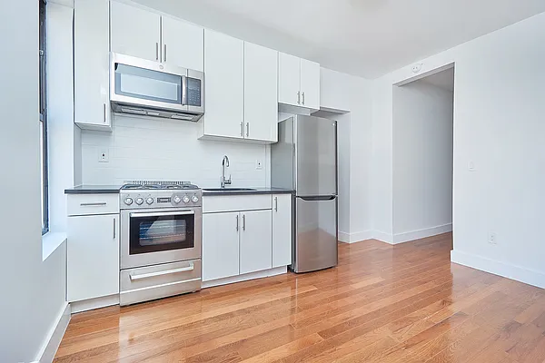 Rented by Compass | media 7