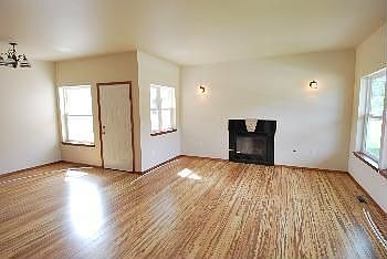 2nd image of 462 Watercress St