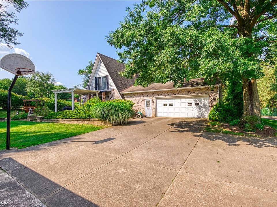 11082 Orrville St NW, Massillon, OH 44647 Zillow
