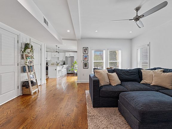 5th image of 107 Putnam St Floor 2