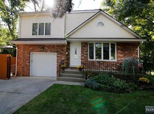 23 Hazelwood Ave, Hillsdale, NJ 07642