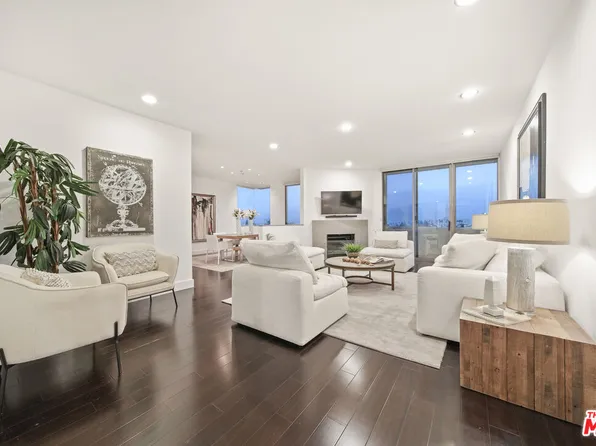 10739 Ashton Ave APT 303, Los Angeles, CA 90024