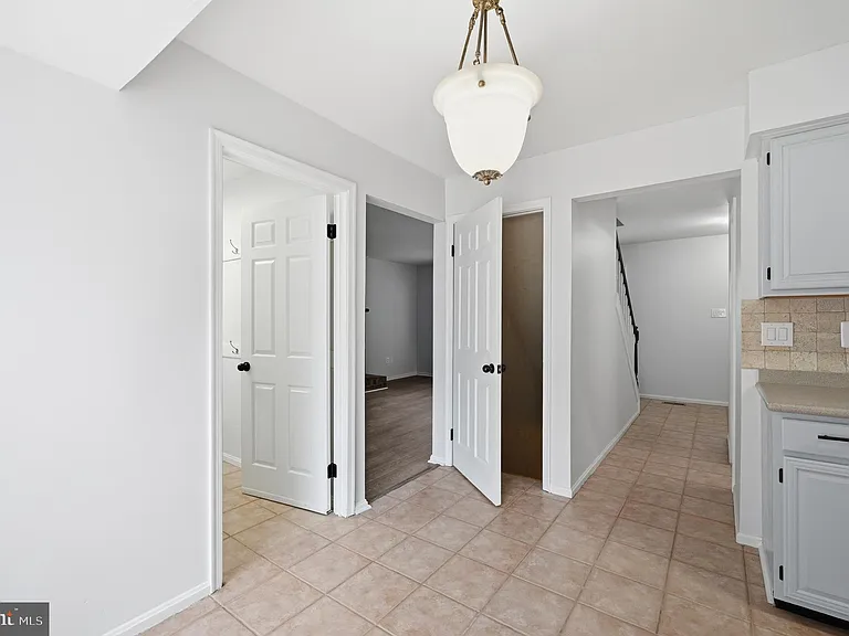 10609 Oxford Ct — Photo 26