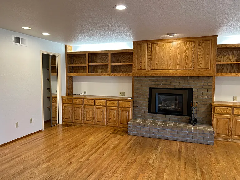 29 Sea Brg — Photo 23