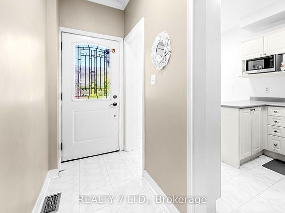 3rd image of 211 Downey Cir