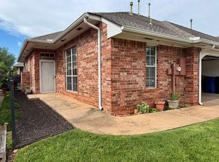 509 S Santa Fe Ave APT 123, Edmond, OK 73003