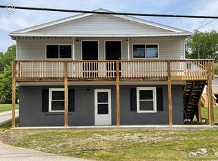 215 N Pinch Rd #2, Elkview, WV 25071