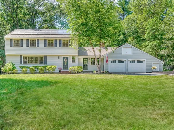 162 Border Rd, Concord, MA 01742