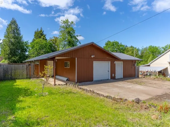 113 Main St, Dayton, OR 97114