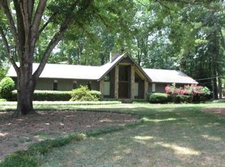 9620 Red Bird Ln, Johns Creek, GA 30022