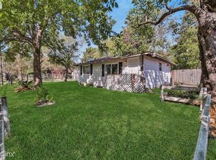 210 Avenue D, Highlands, TX 77562