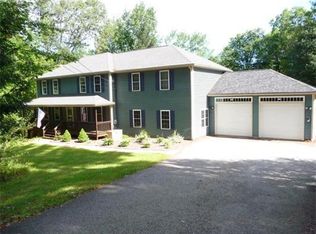 94 Mashapaug Rd, Sturbridge, MA 01566
