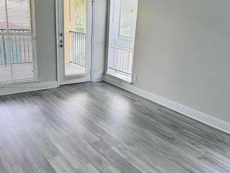 777 Riverside Dr #1526 — Photo 4