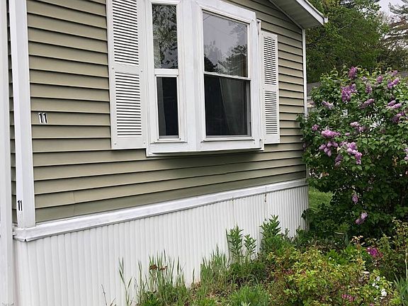 2nd image of 11 Pine Cone Dr