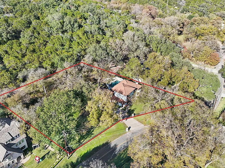 2706 Pearce Rd — Photo 34