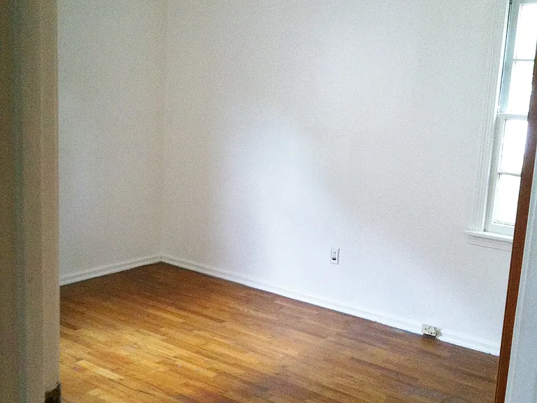 705 Jackson Blvd — Photo 8