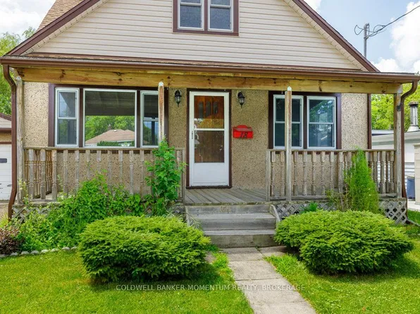 18 Pietz Ave, Welland, ON L3C 1Z4